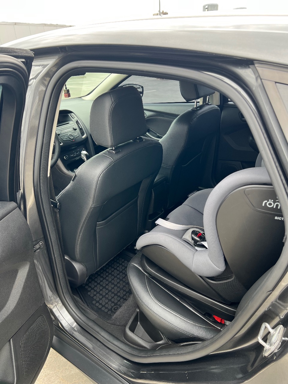 Ford Focus - фото 25