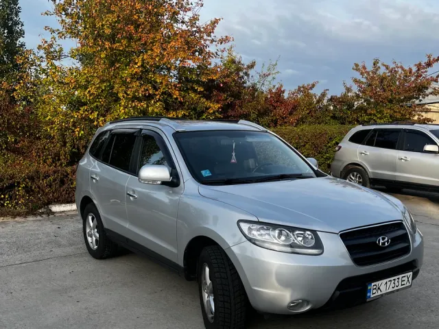 Hyundai Santa Fe - фото 3