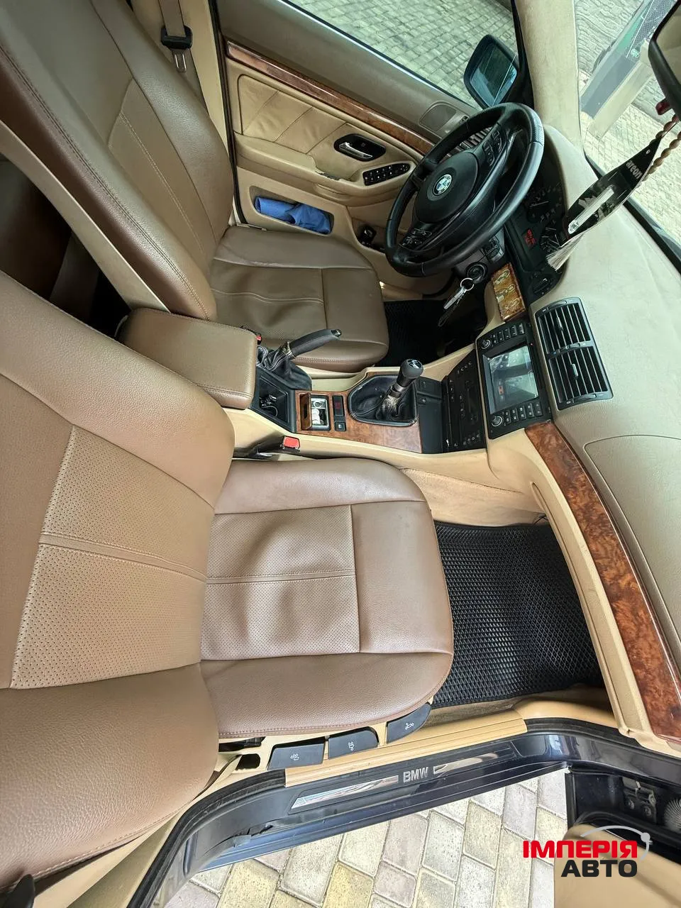 BMW 5 серії - фото 11