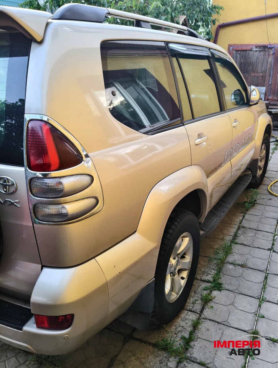 Toyota Land Cruiser Prado - фото 2