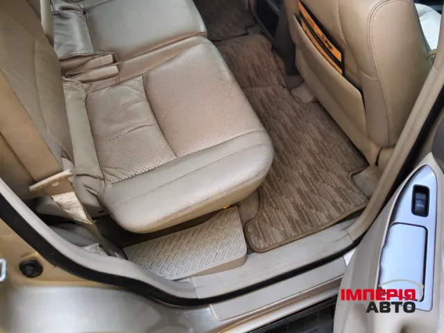 Toyota Land Cruiser Prado - фото 3