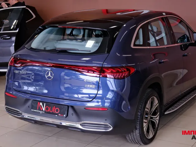 Mercedes-Benz EQE SUV - фото 5