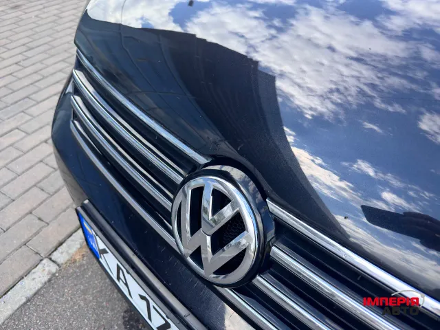 Volkswagen Passat - фото 2