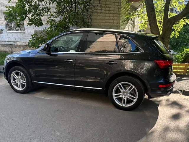 Audi Q5 - фото 3