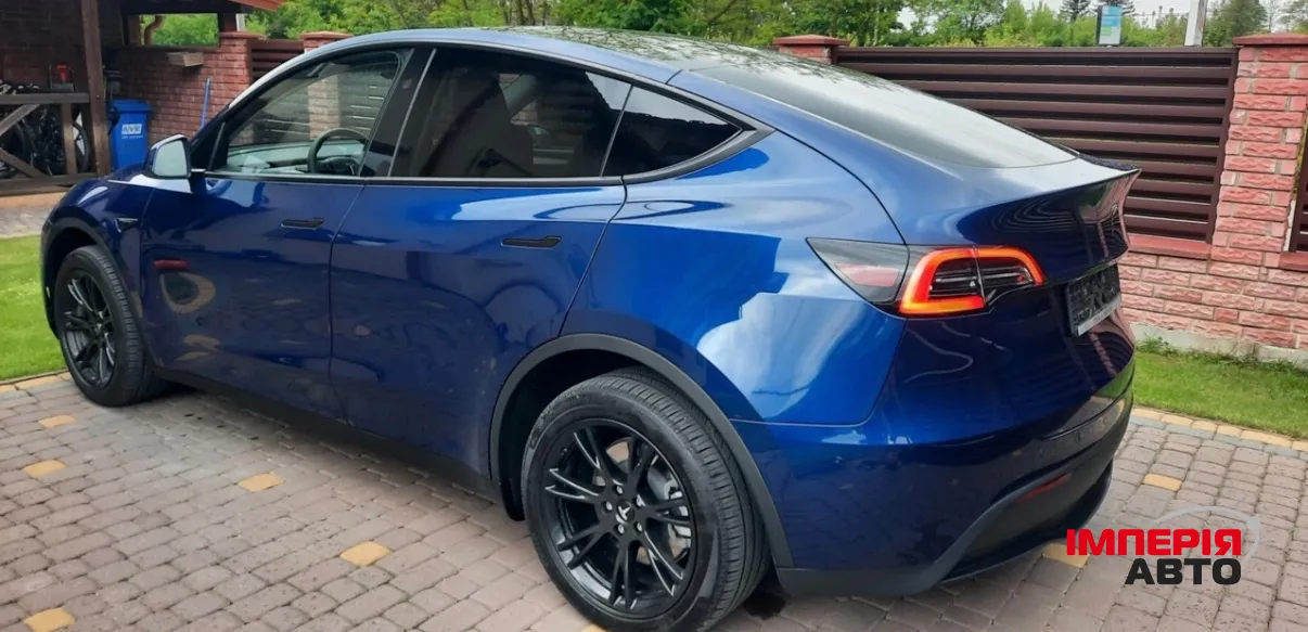 Tesla Model Y - фото 5
