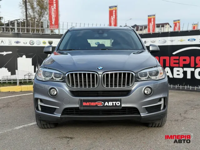 BMW X5 - фото 2