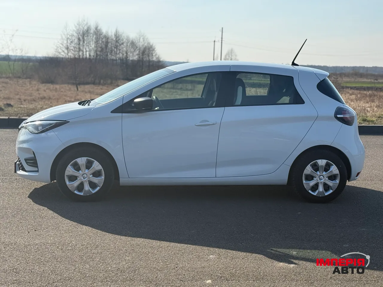 Renault ZOE - фото 4