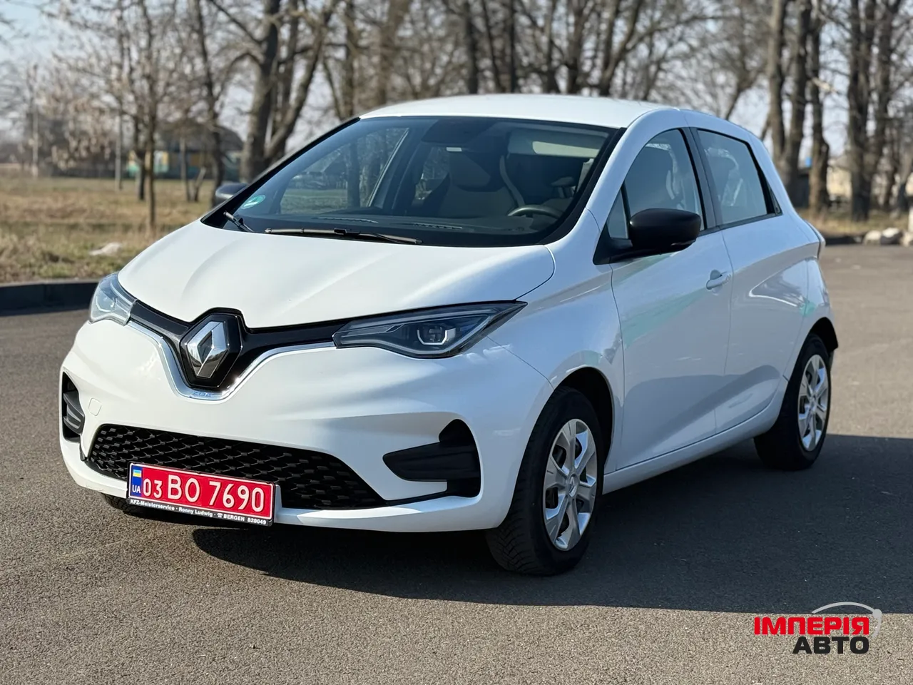 Renault ZOE - фото 1