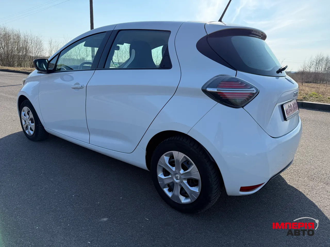 Renault ZOE - фото 12