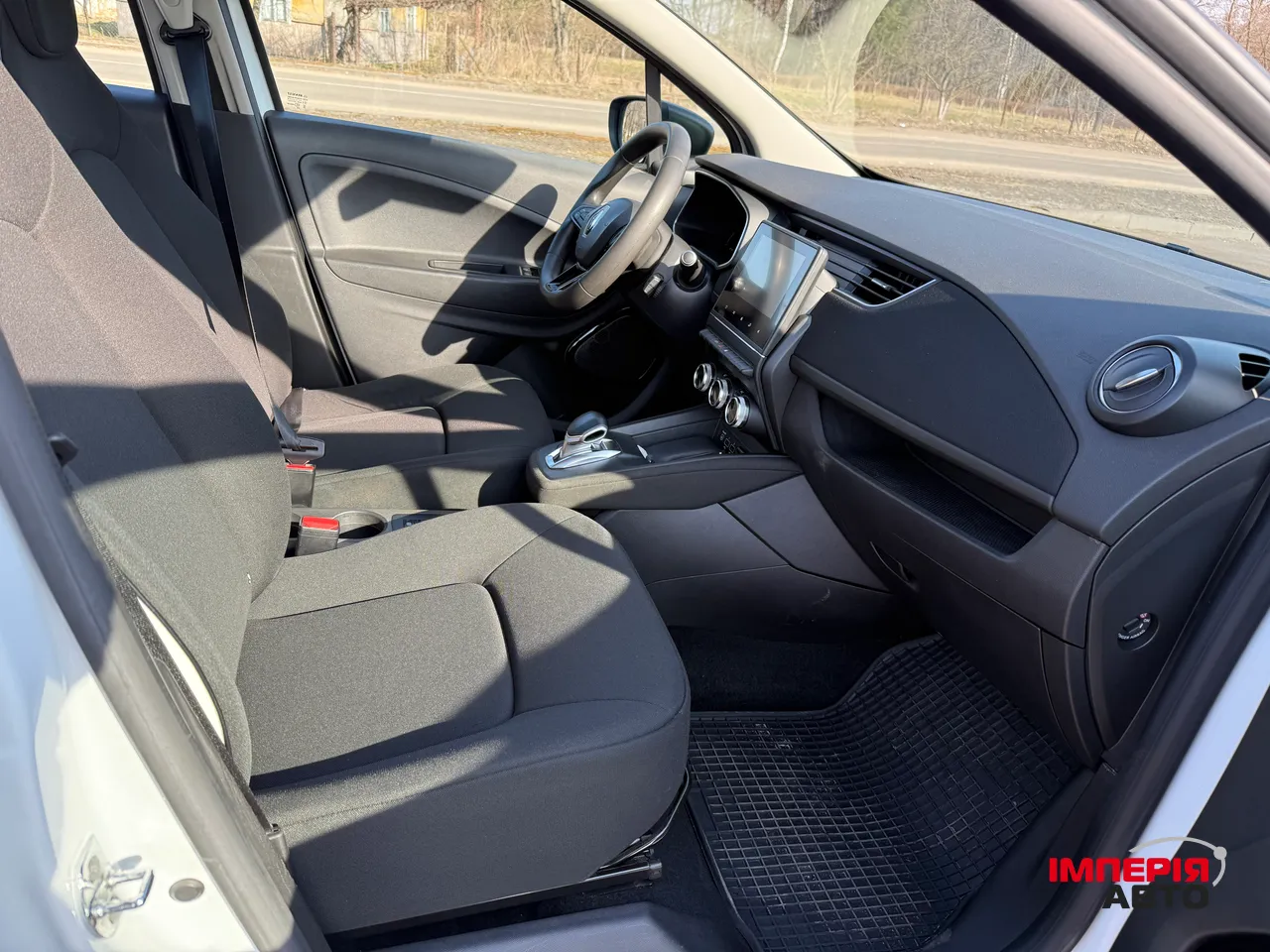 Renault ZOE - фото 22