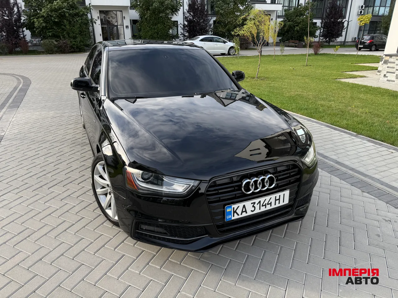 Audi A4 - фото 9