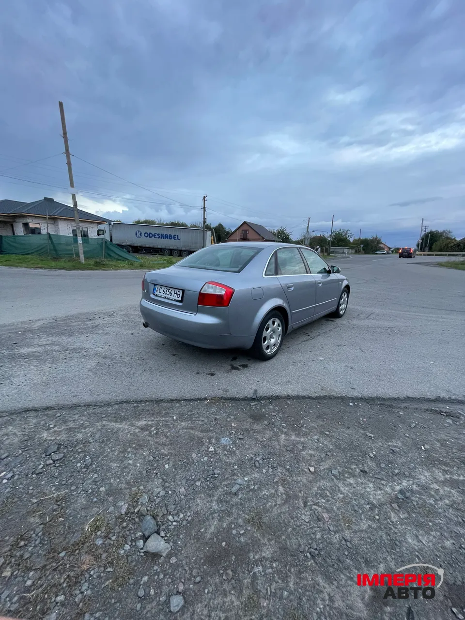 Audi A4 - фото 7