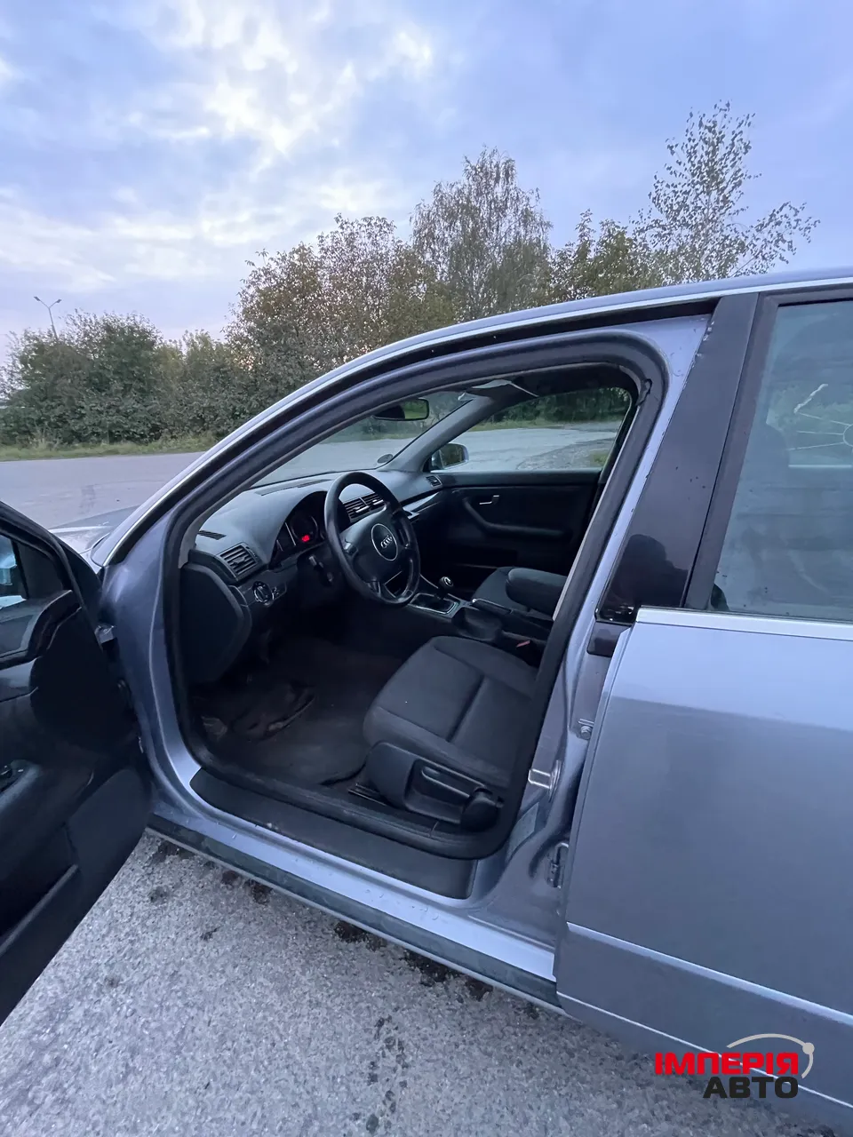 Audi A4 - фото 11