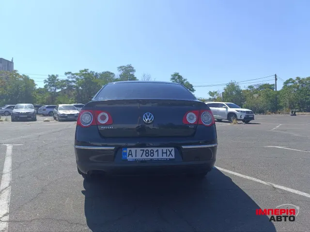 Volkswagen Passat - фото 2