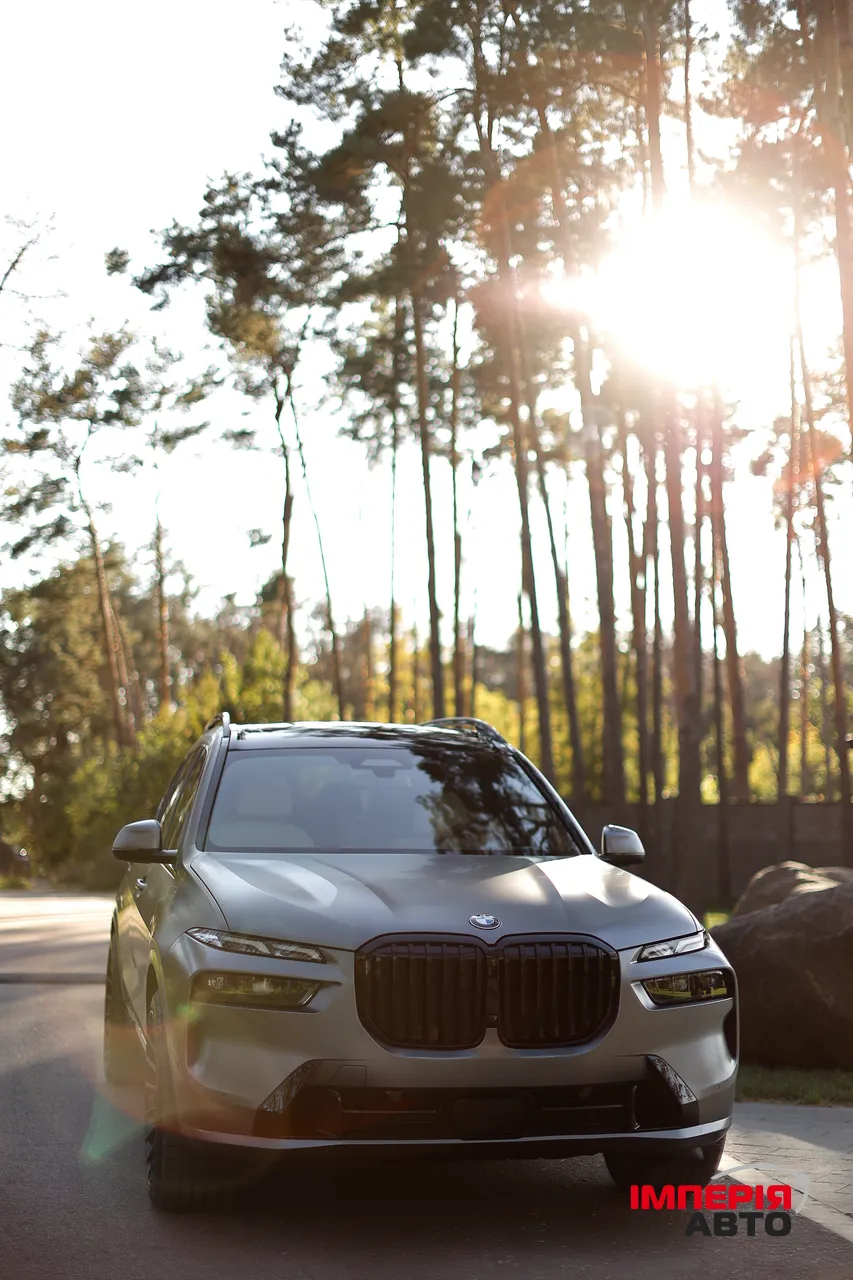 BMW X7 - фото 5