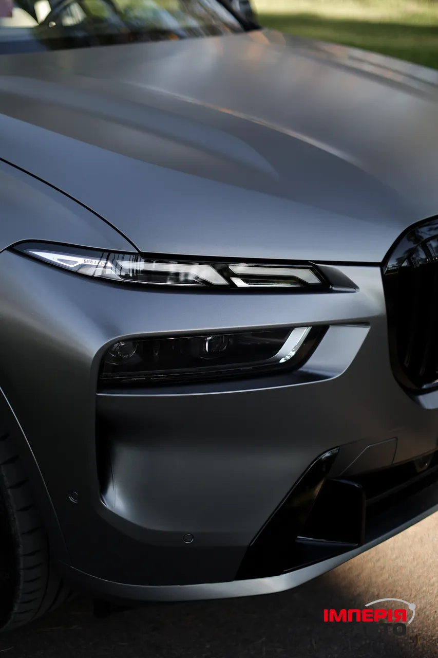 BMW X7 - фото 18