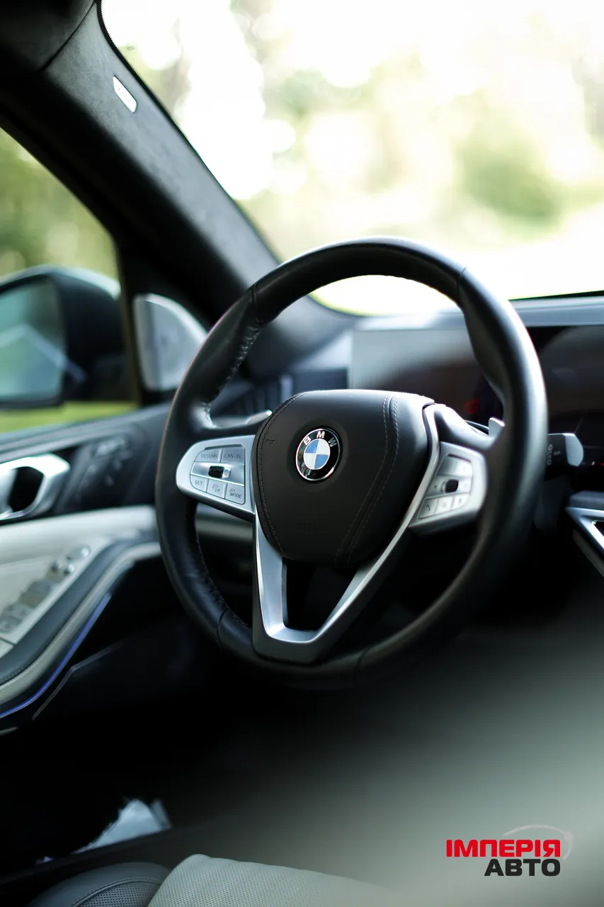 BMW X7 - фото 21