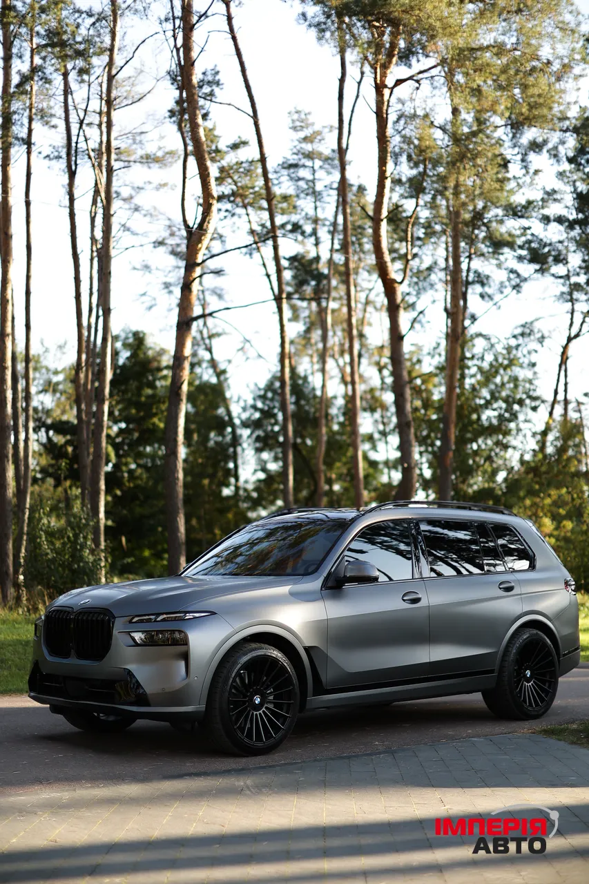 BMW X7 - фото 3