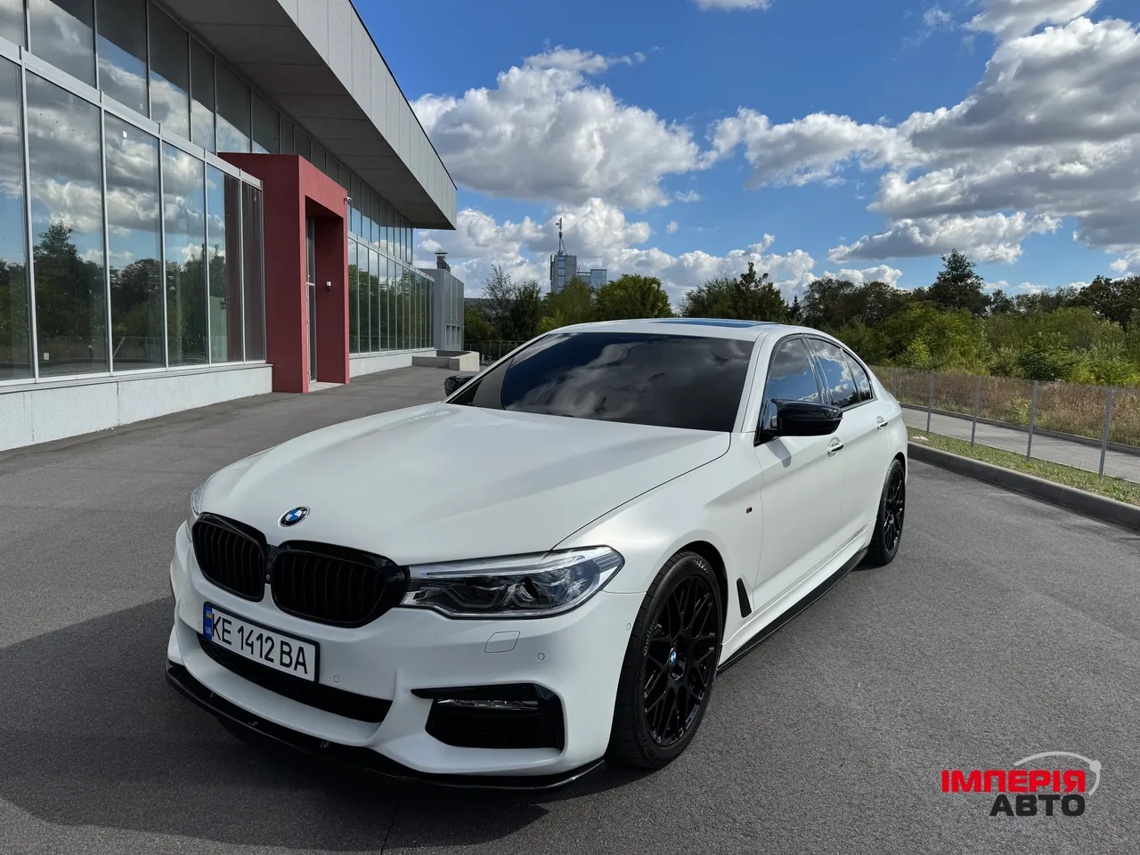 BMW 5 серії - фото 1