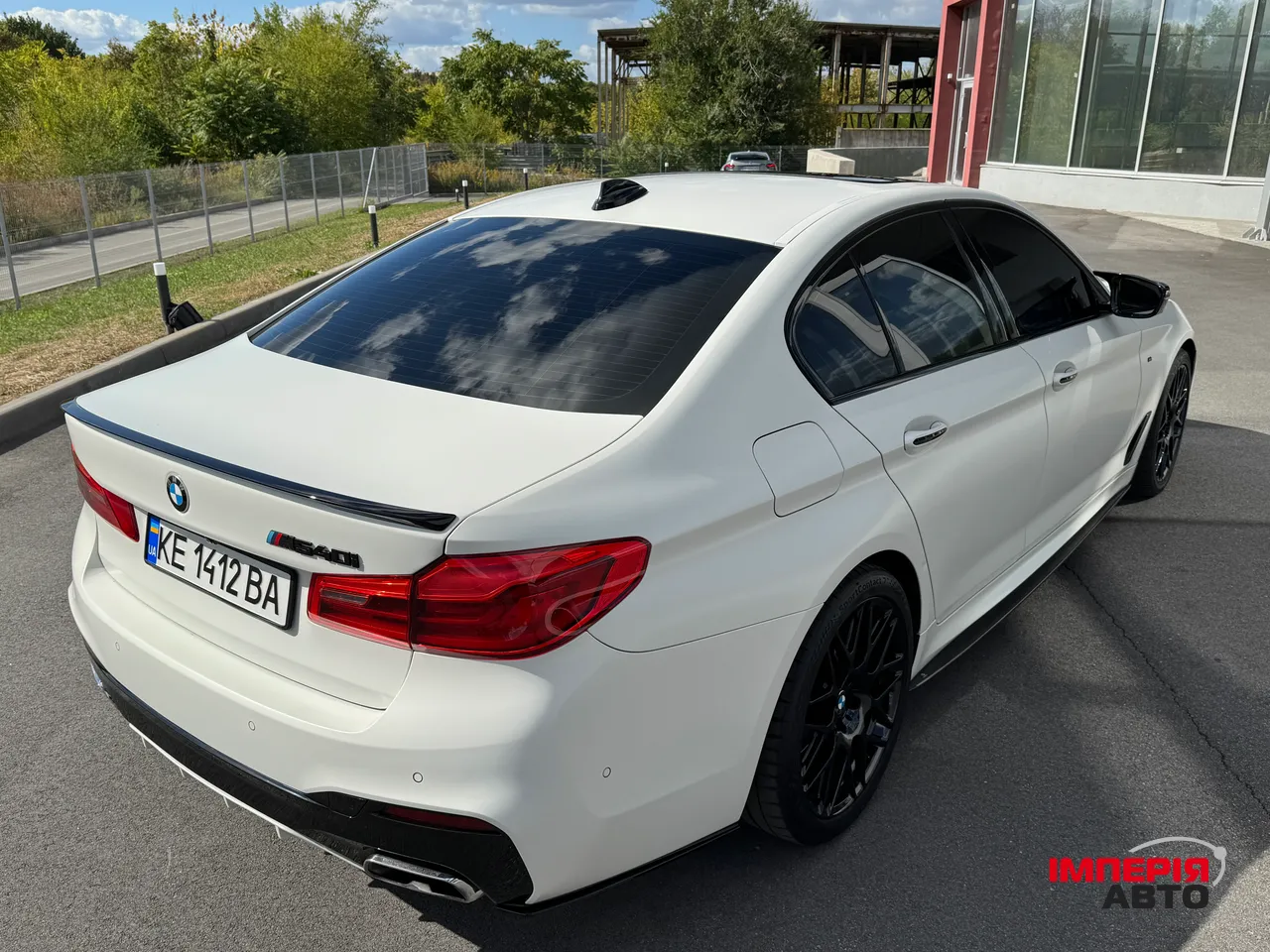 BMW 5 серії - фото 2