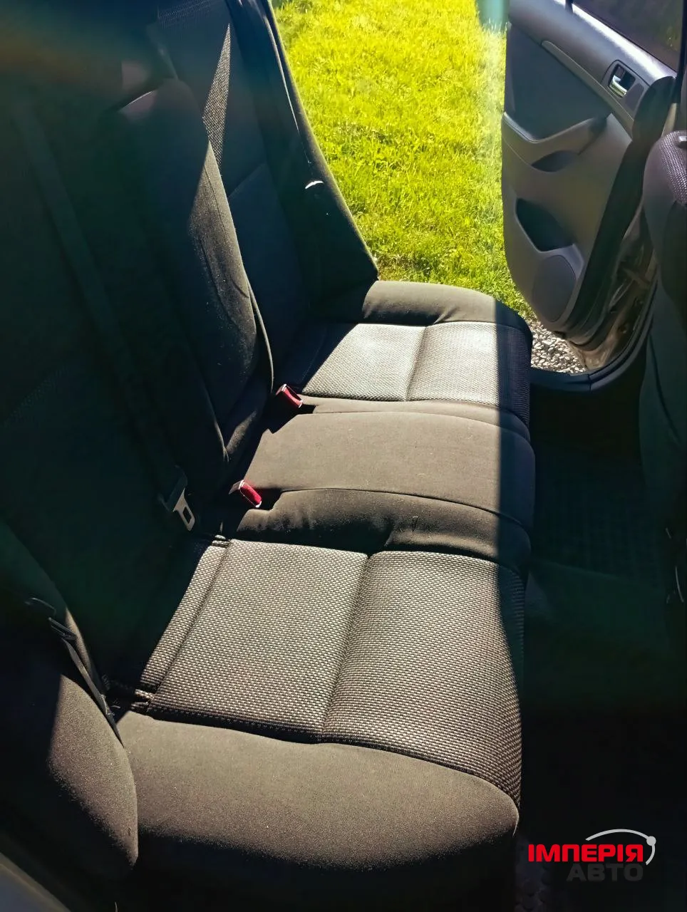 Toyota Avensis - фото 11