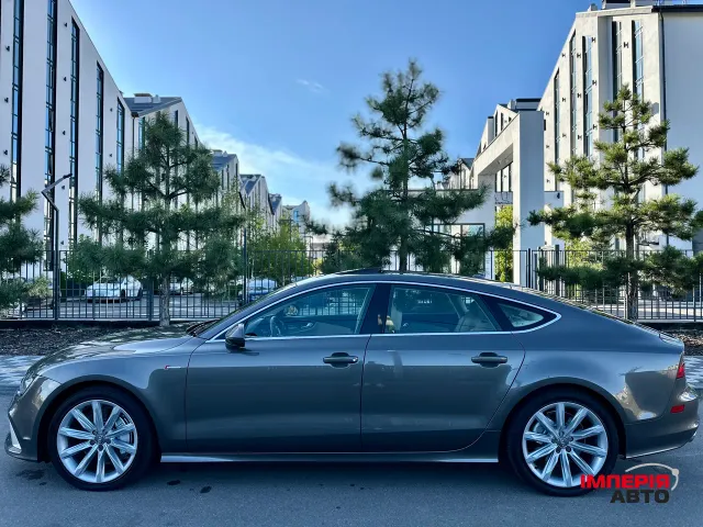 Audi A7 - фото 4