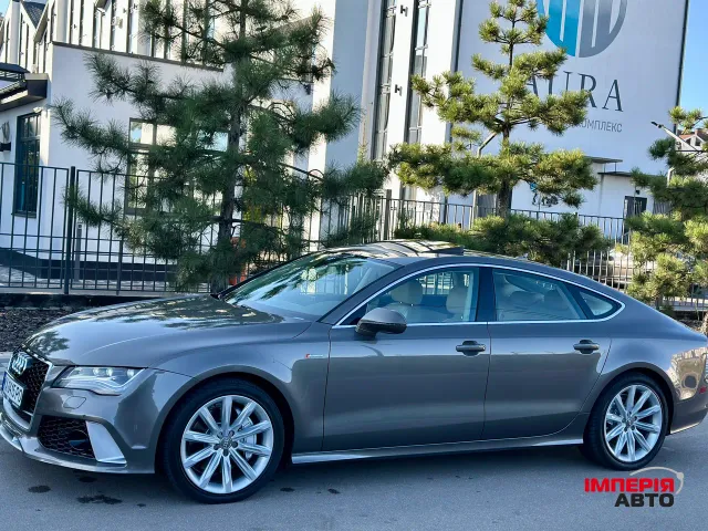 Audi A7 - фото 3