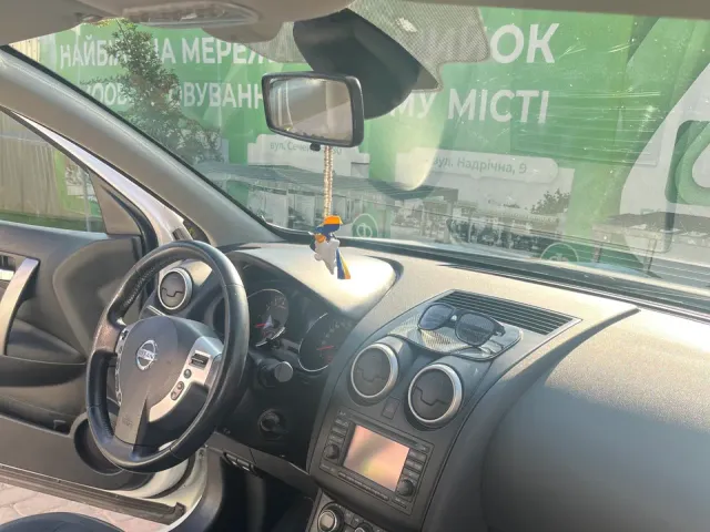 Nissan Qashqai - фото 5