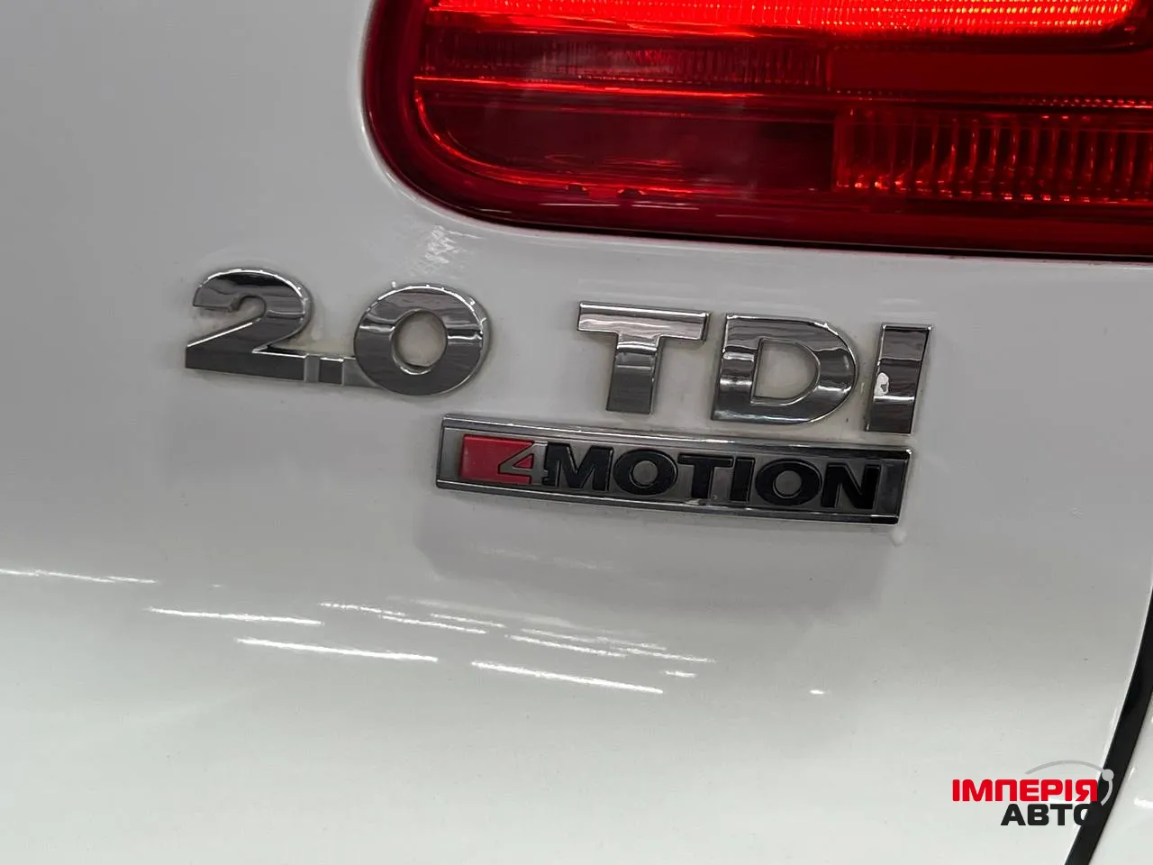 Volkswagen Tiguan - фото 6