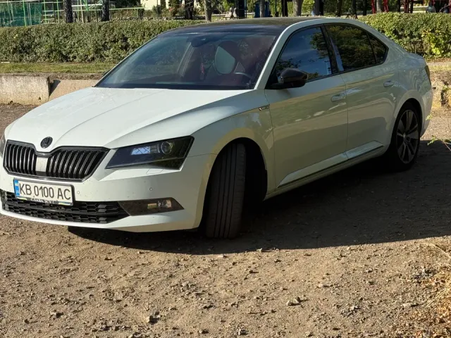 Skoda Superb - фото 3
