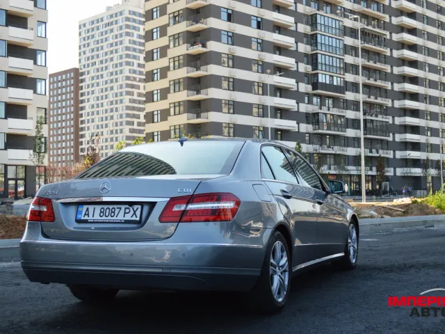 Mercedes-Benz E-Класс - фото 4