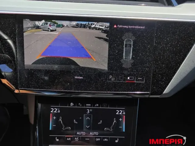 Audi e-tron - фото 3