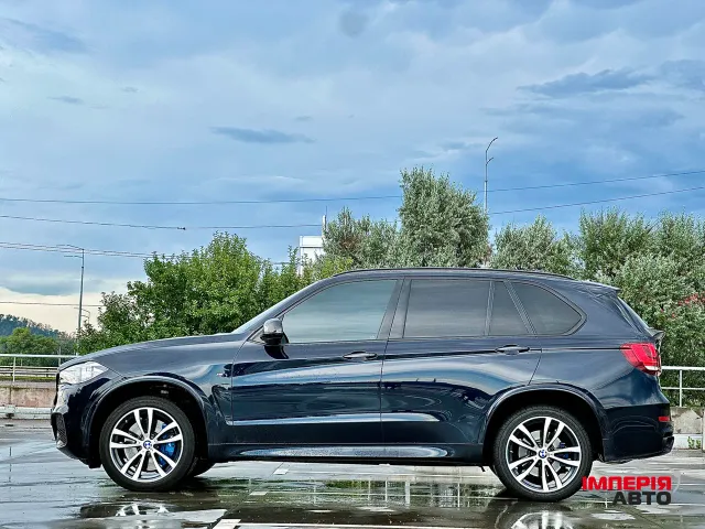 BMW X5 - фото 2