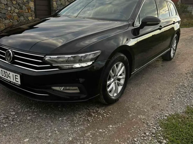 Volkswagen Passat - фото 5