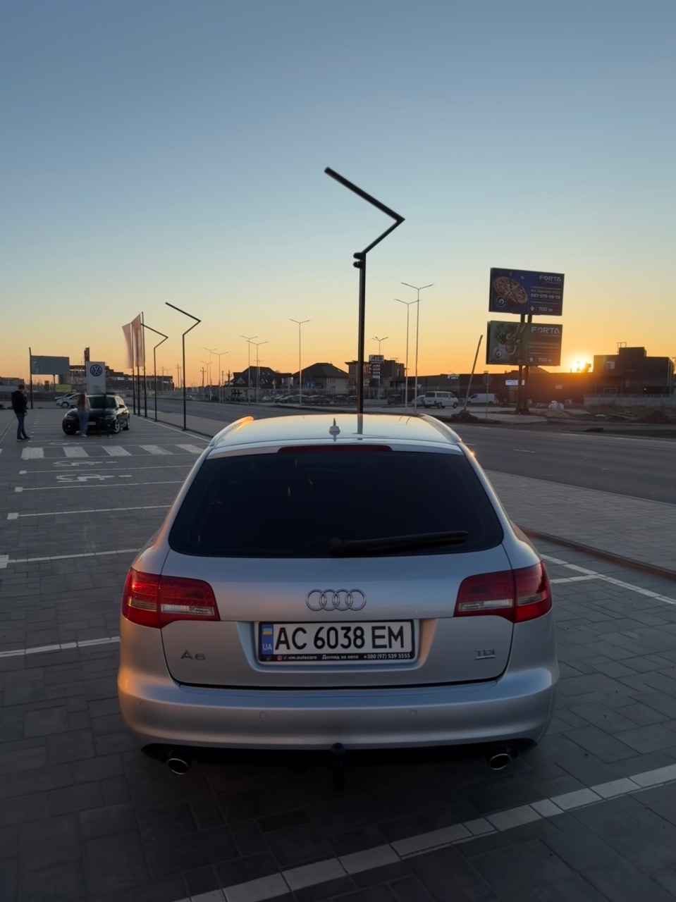 Audi A6 - фото 10