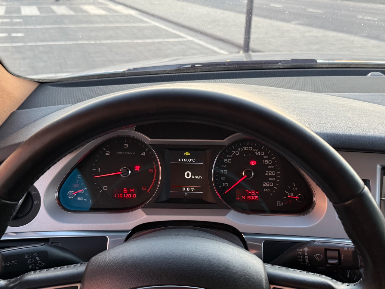 Audi A6 - фото 11