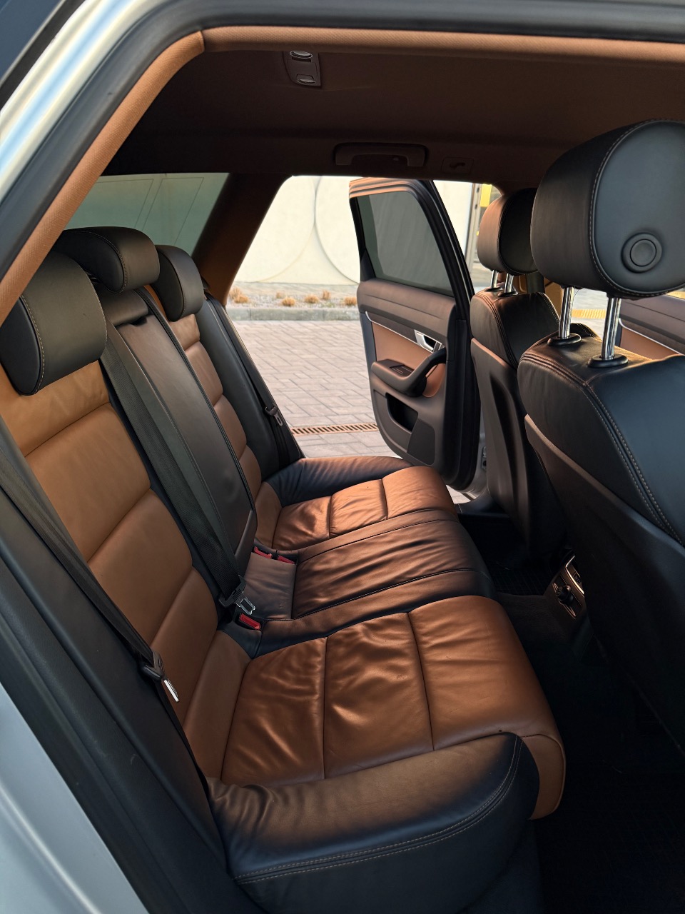 Audi A6 - фото 8