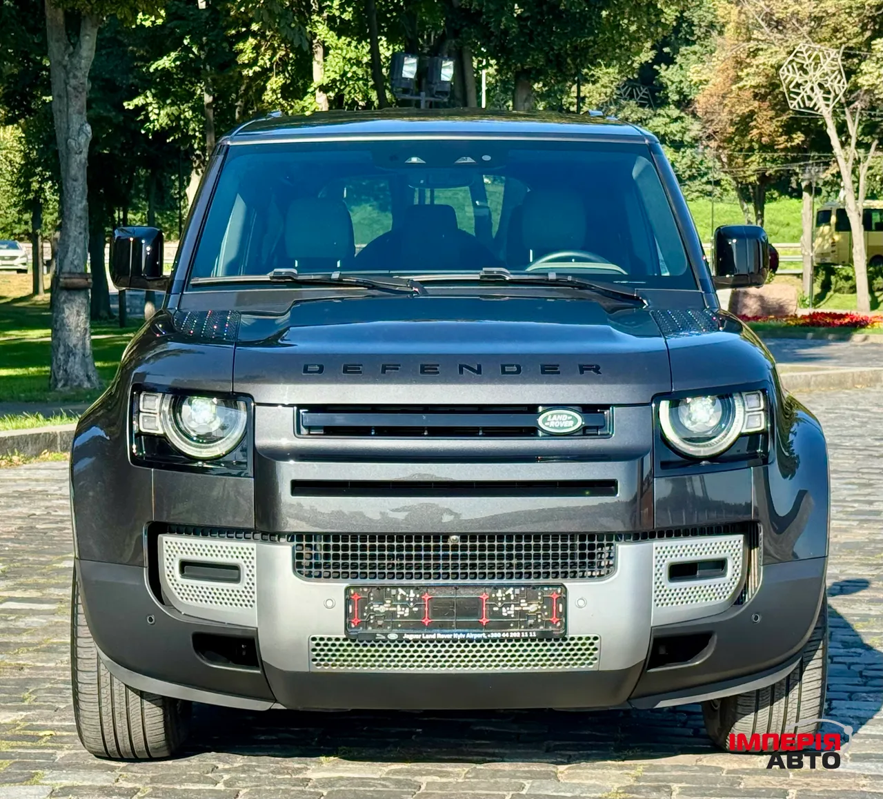 Land Rover Defender - фото 23