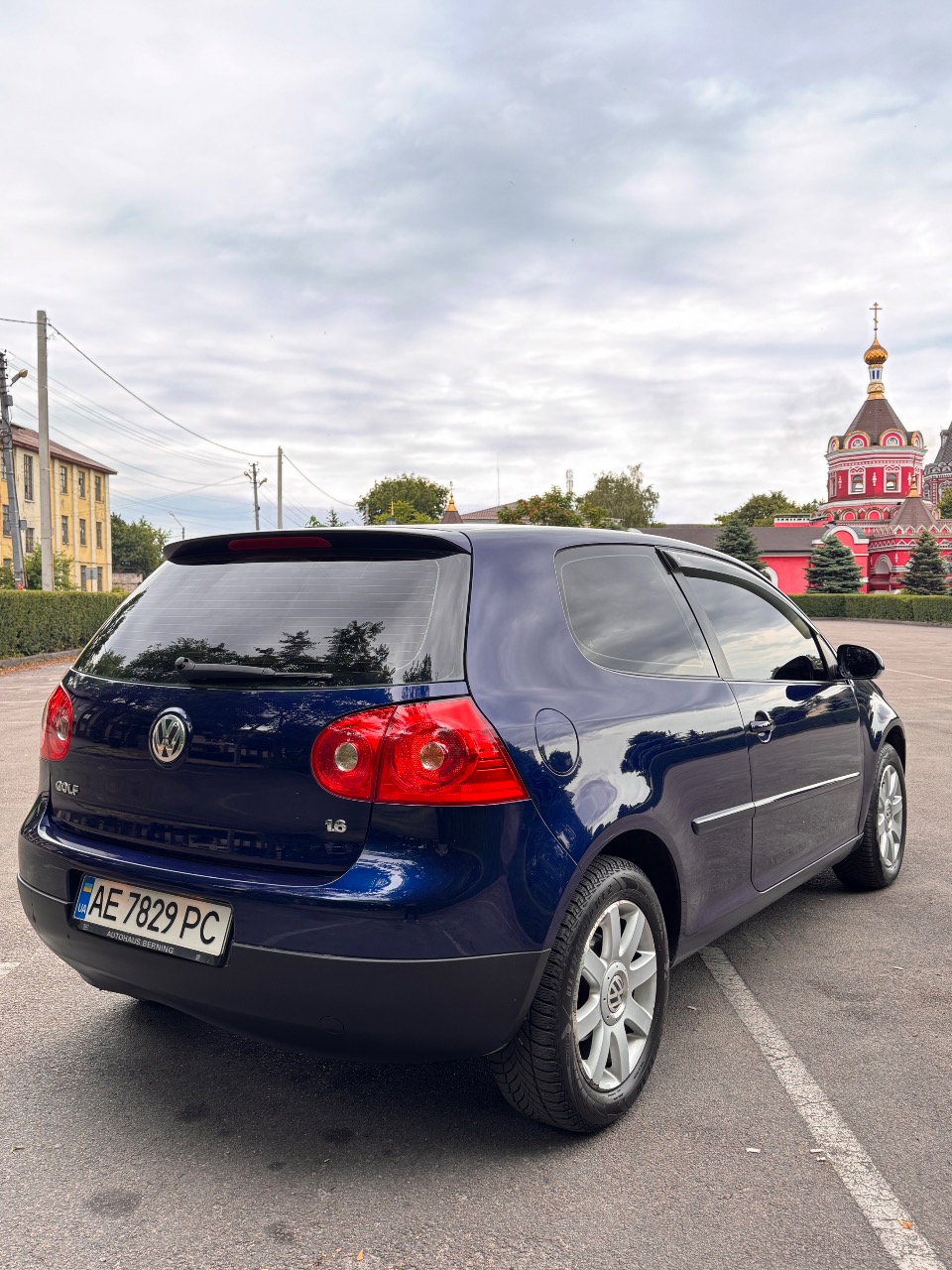 Volkswagen Golf - фото 17