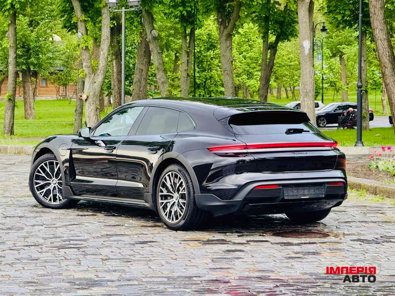 Porsche Taycan - фото 9