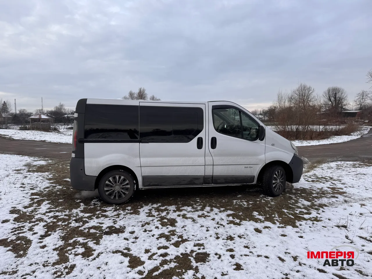 Renault Trafic - фото 4