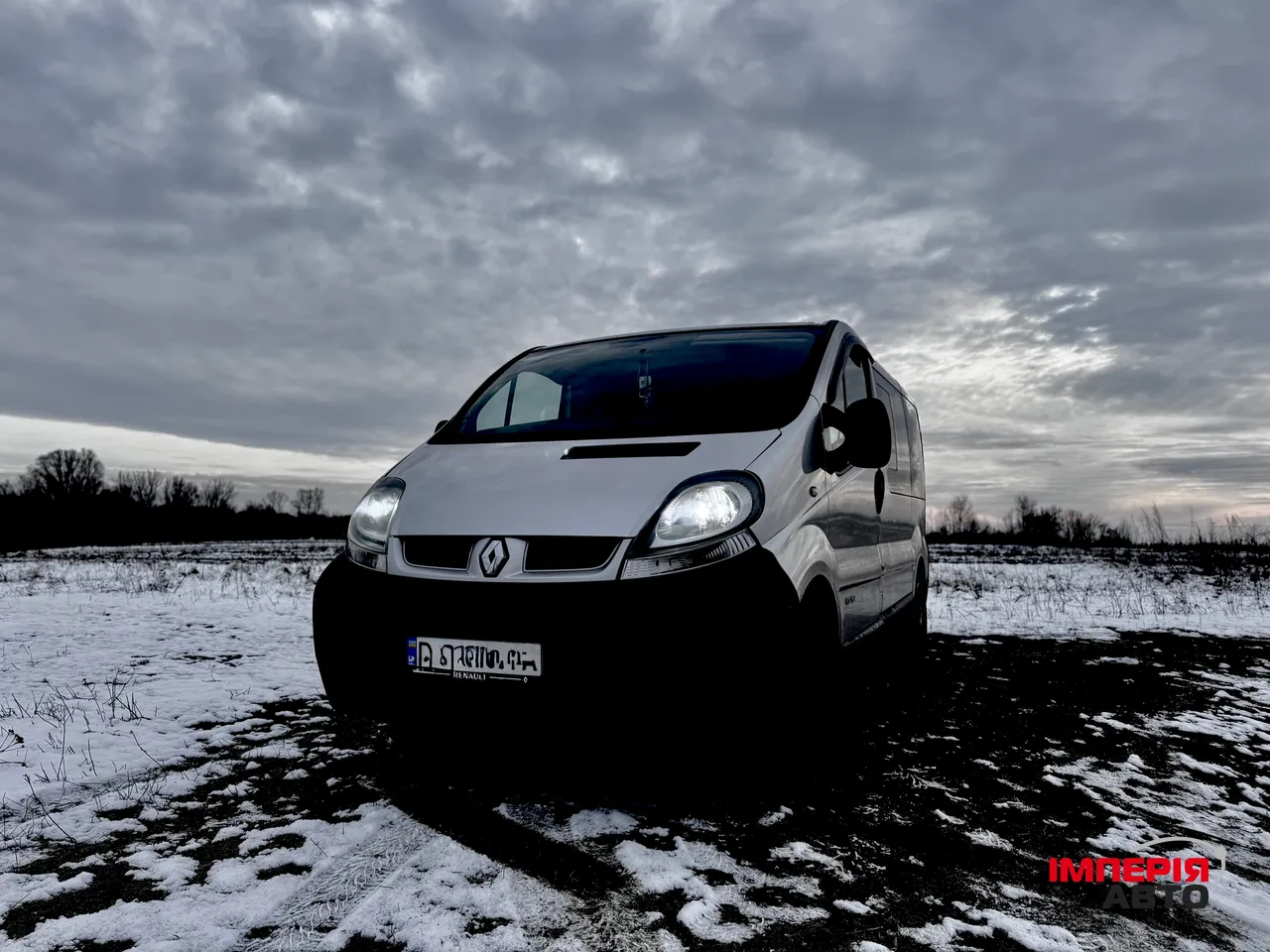 Renault Trafic - фото 1