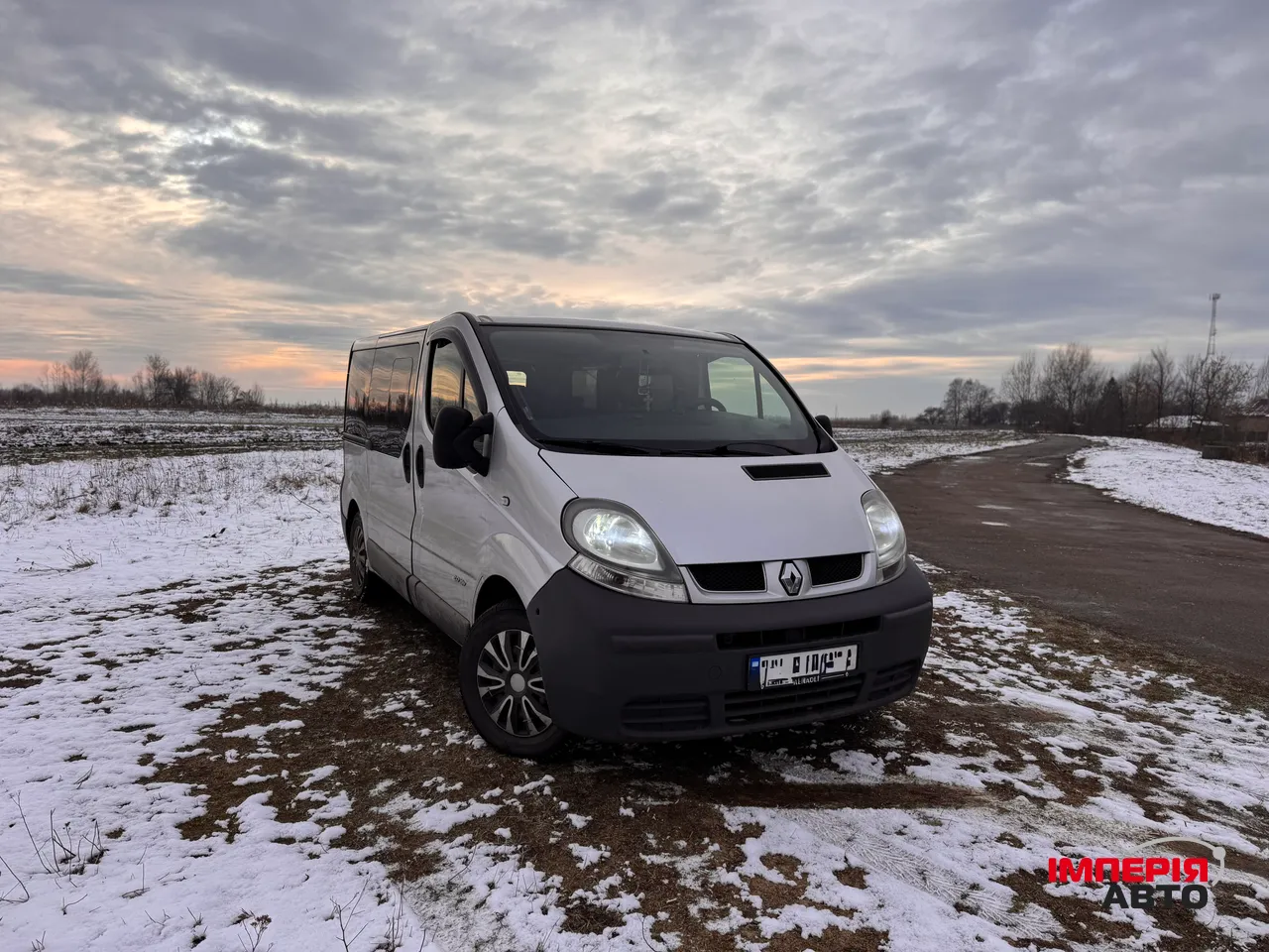 Renault Trafic - фото 7