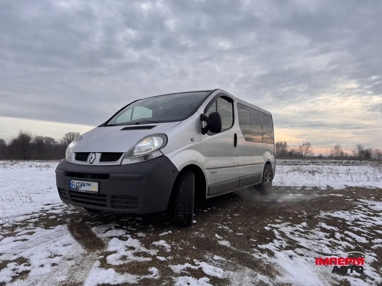 Renault Trafic - фото 5