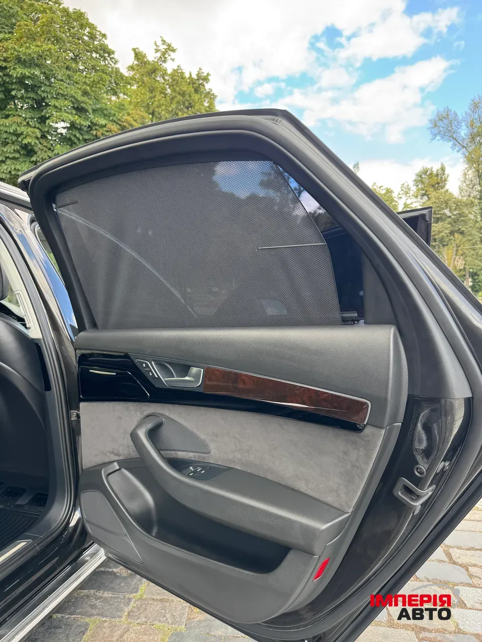 Audi A8 - фото 7