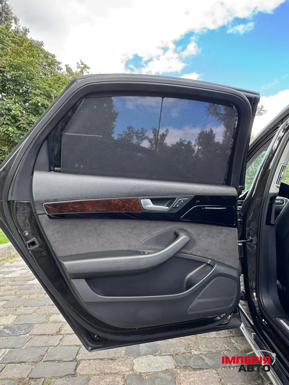 Audi A8 - фото 9