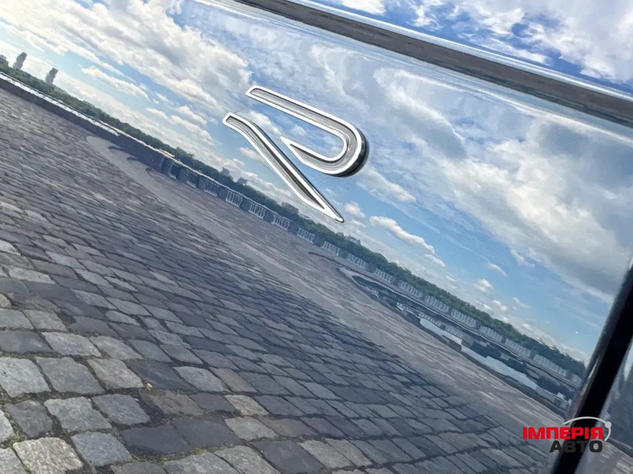 Volkswagen Touareg - фото 6