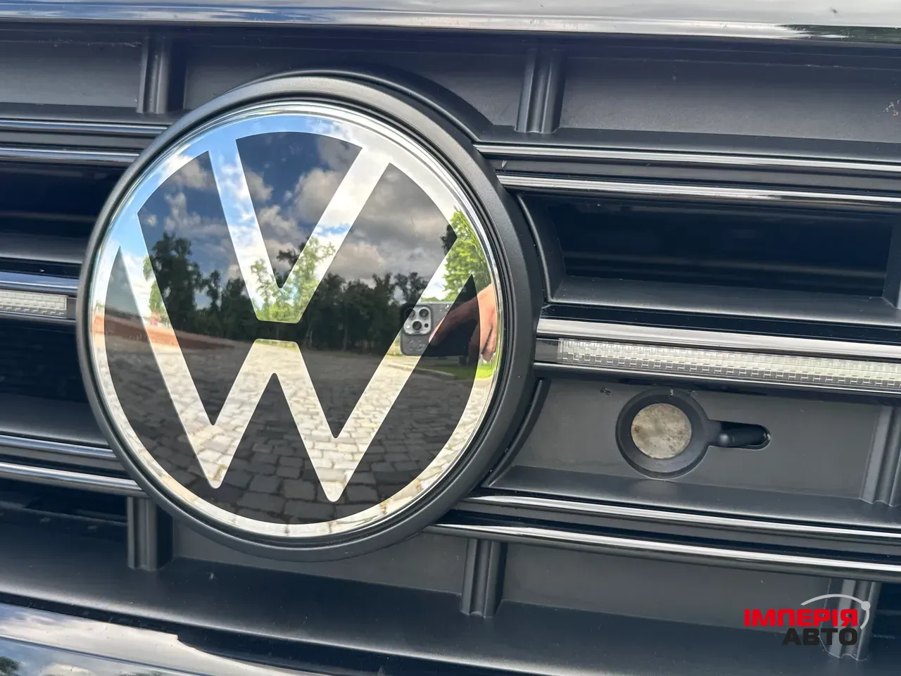 Volkswagen Touareg - фото 3