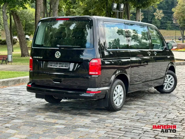 Volkswagen Caravelle - фото 3