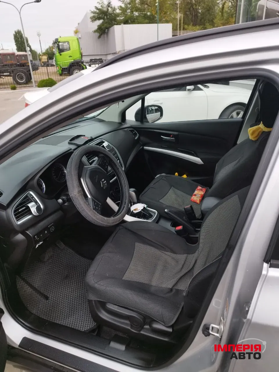 Suzuki SX4 - фото 8
